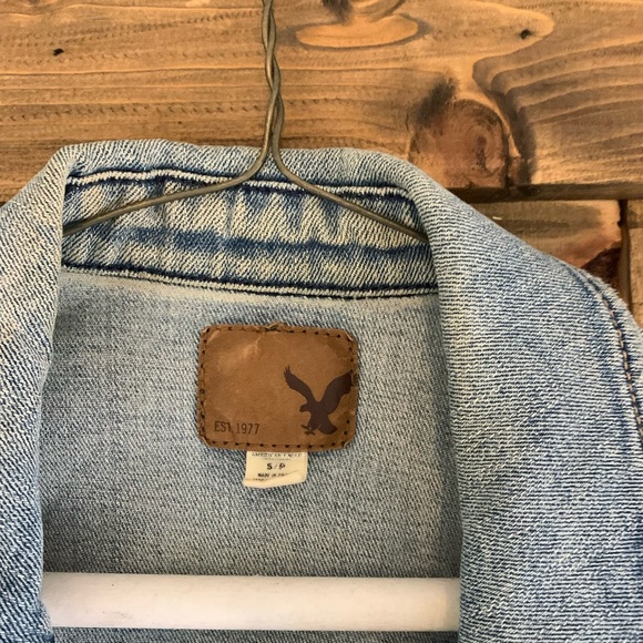 American eagle jean jacket - Picture 2 of 2